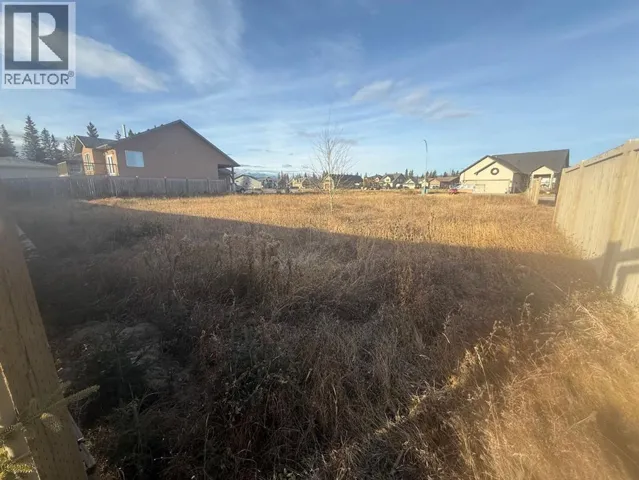 208 TRESTLE Place, Hinton, Alberta T7V0B8