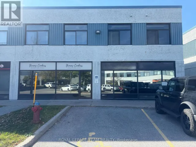 2212 GLADWIN CRESCENT, Ottawa, Ontario K1B5N1