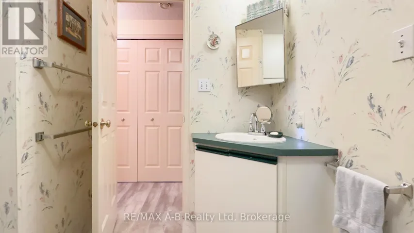780