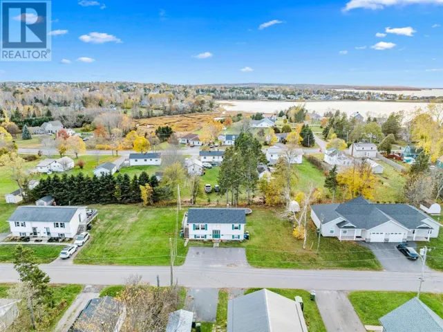30-32 Barkley Avenue, Stratford, Prince Edward Island C1B1Z6