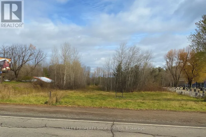 00 PEMBROKE STREET E, Laurentian Valley, Ontario K8A7R4