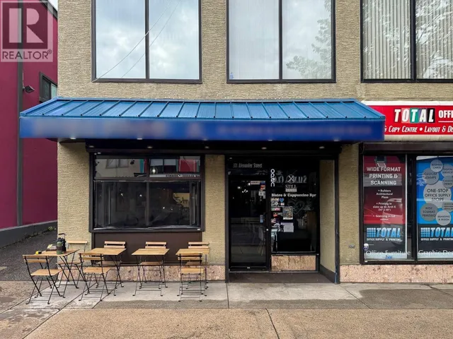371 ALEXANDER Street Unit# 101, Salmon Arm, British Columbia V1E4H7
