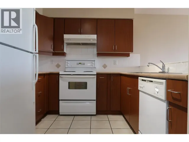 7600 COTTONWOOD Drive Unit# 404, Osoyoos, British Columbia V0H1V0