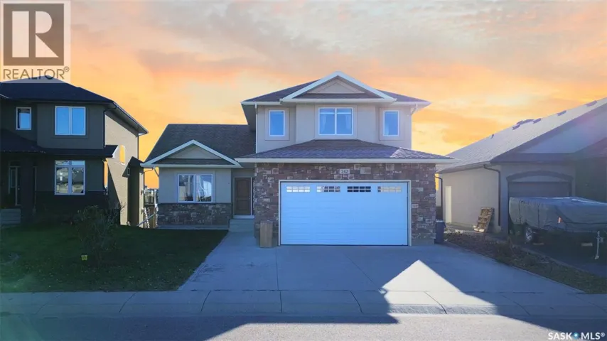 242 Whalley CRESCENT, Saskatoon, Saskatchewan S7T0N9