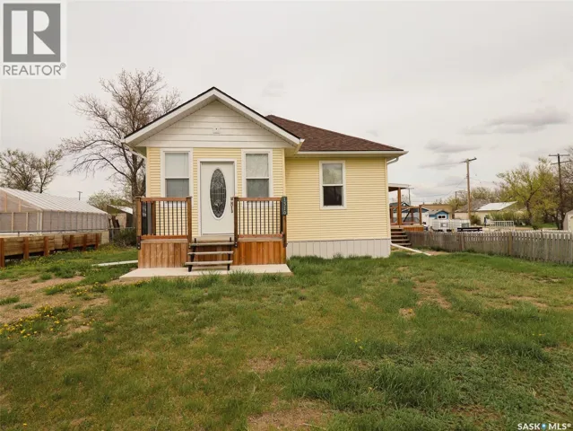 1310 Buick STREET, Cadillac, Saskatchewan S0N0K0