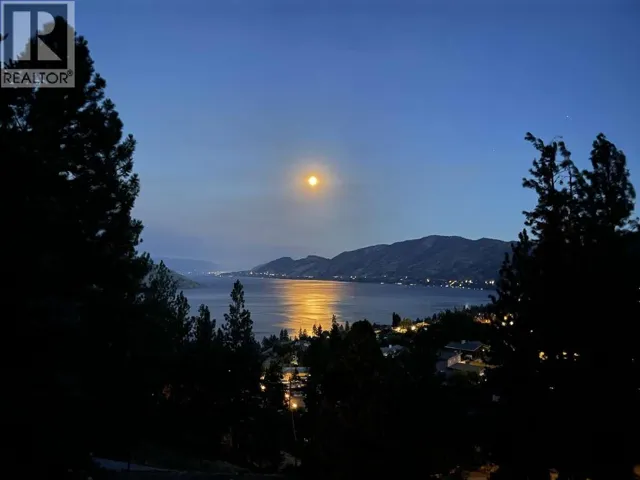 5918 Ehlers Road, Peachland, British Columbia V0H1X4