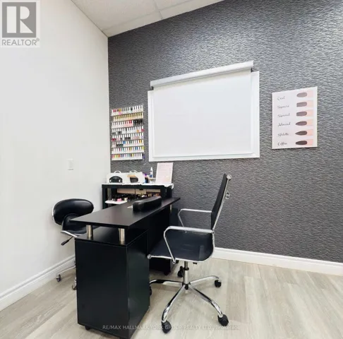 5-NAIL STATION - 17335 YONGE STREET, Newmarket (Central Newmarket), Ontario L3Y8Z2