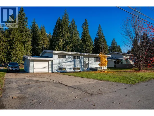 1840 Airport Way, Revelstoke, British Columbia V0E2S1