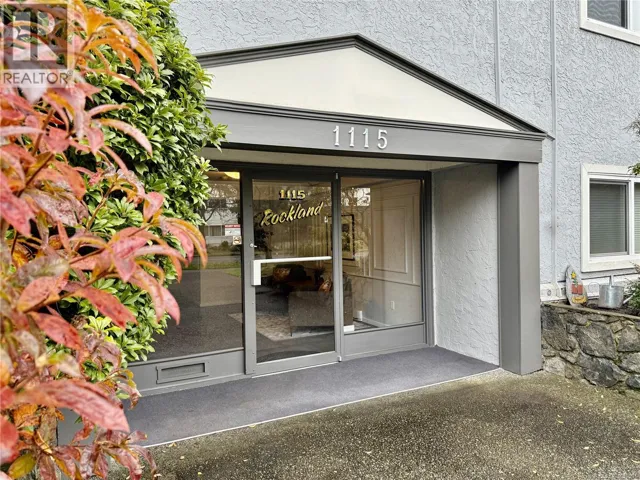 403 1115 Rockland Ave, Victoria, British Columbia V8V3H8