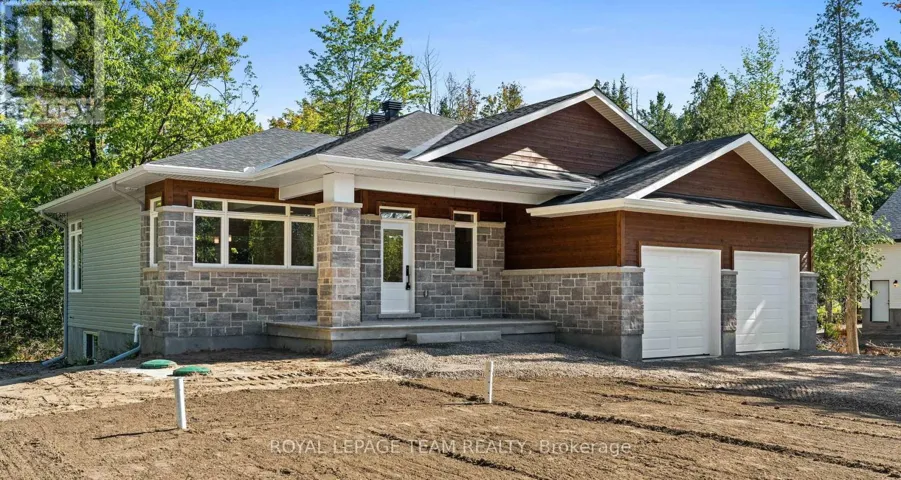 101 ALCOCK DRIVE, Beckwith, Ontario K0A1B0