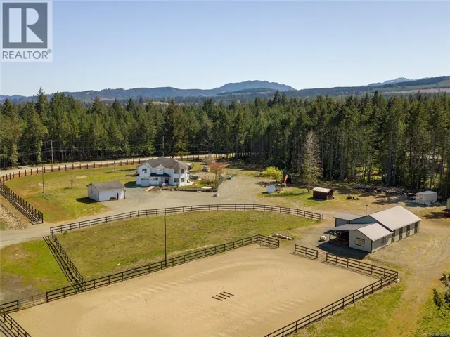 2075 Parkway Pl, Errington, British Columbia V0R1V0