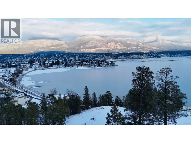 Lot 1 TAYNTON Drive, Invermere, British Columbia V0A1K0