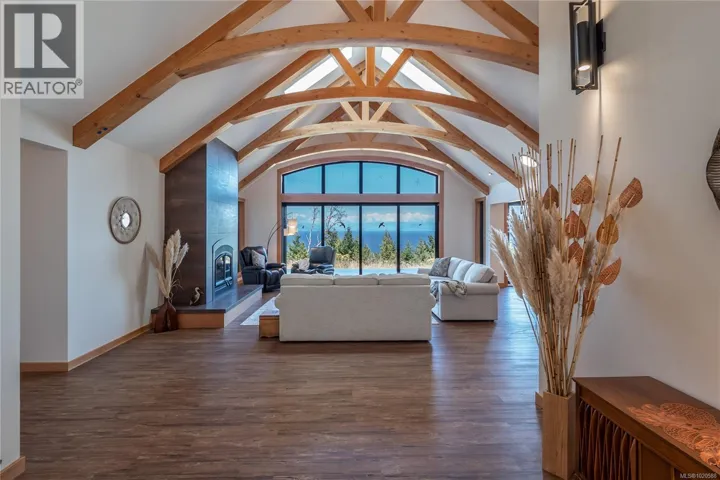 573 Horseshoe Rd, Gabriola Island, British Columbia V0R1X3