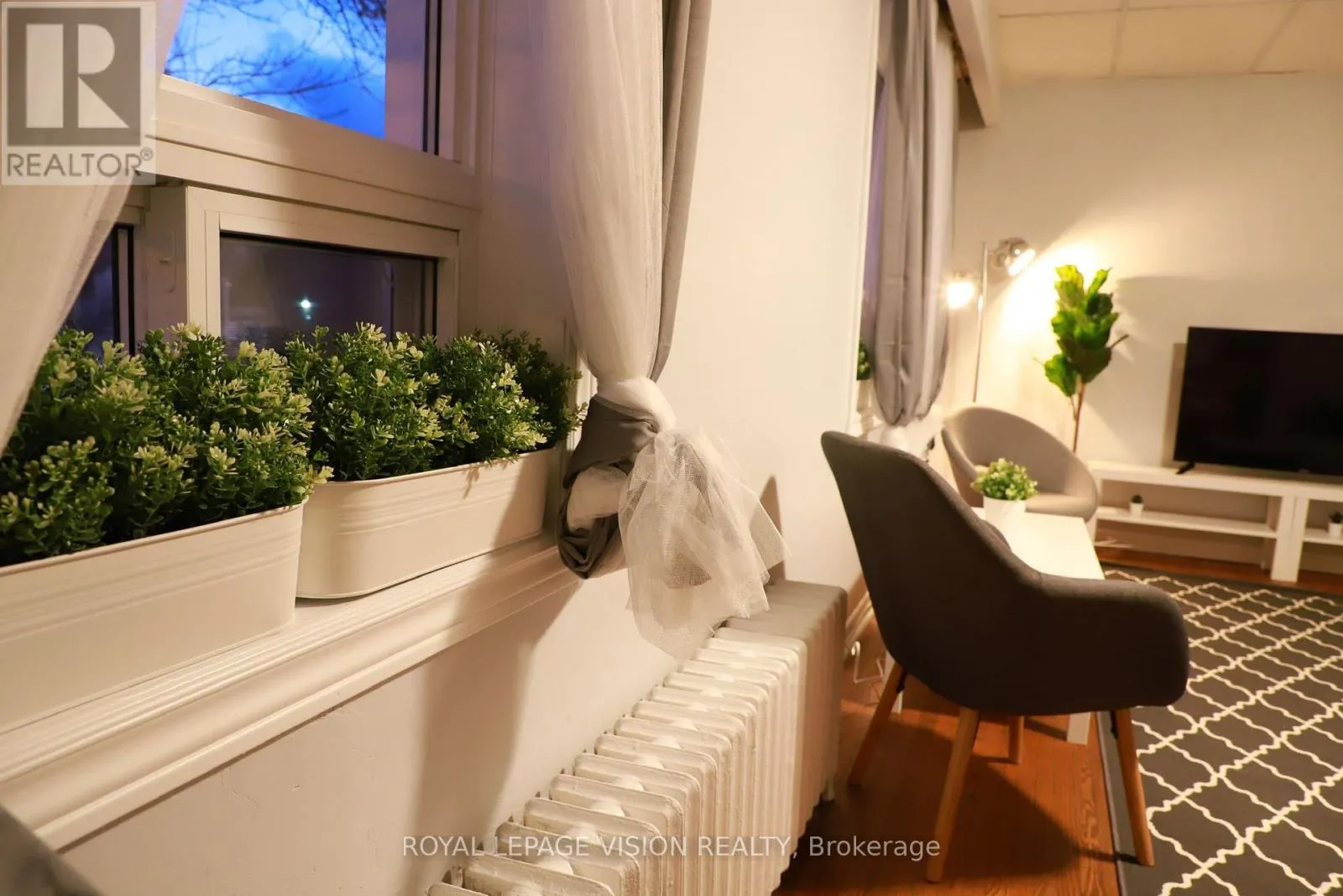 Commercial Sale For Sale