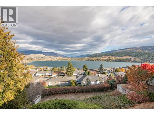 7903 Lakeview Drive, Coldstream, British Columbia V1B1W4