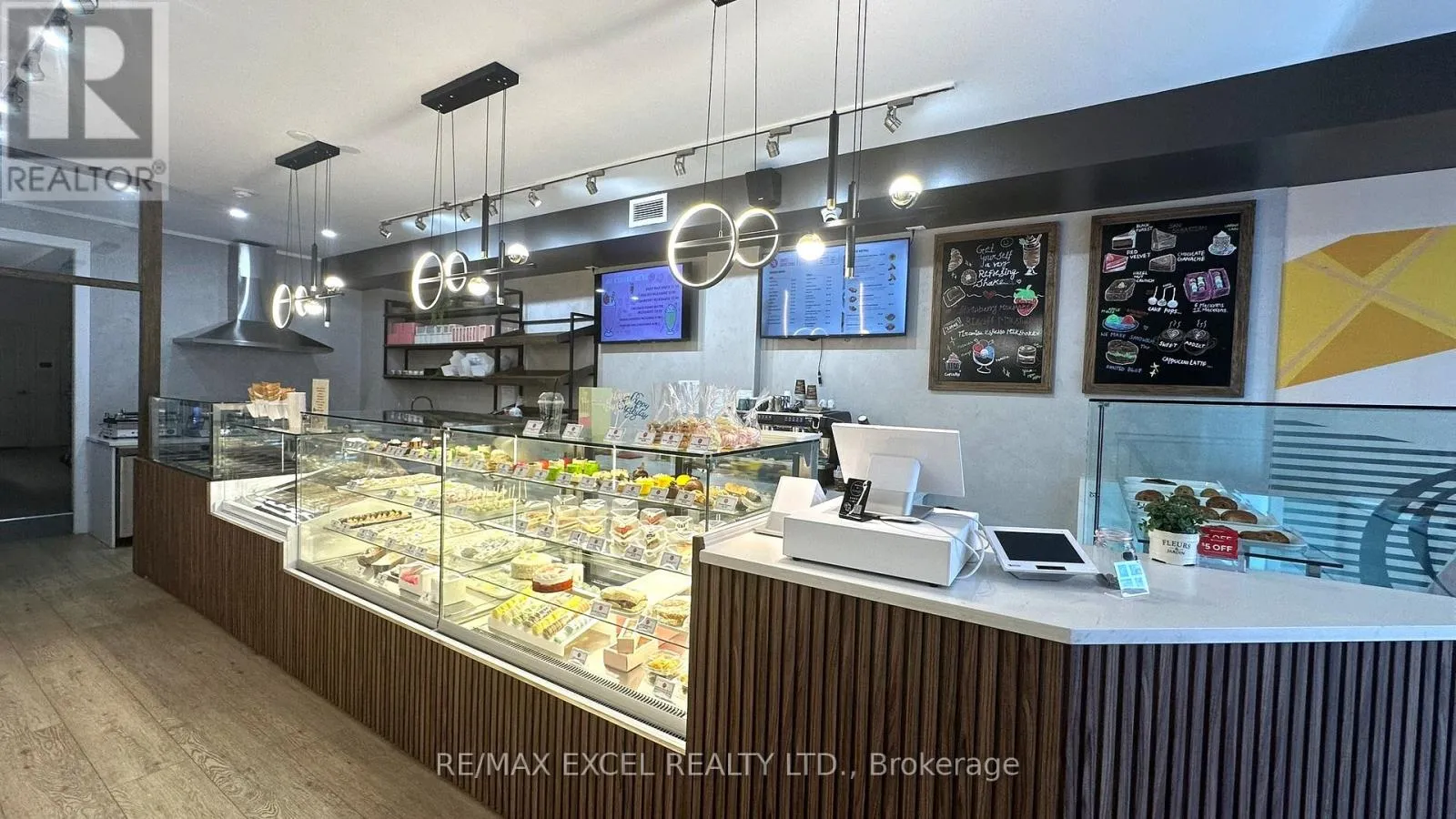 Commercial Sale For Sale