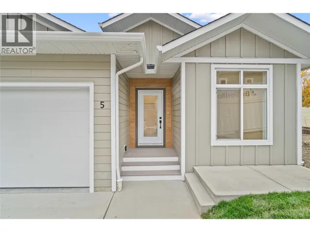 231 20 Street NE Unit# 12, Salmon Arm, British Columbia V1E2Z7