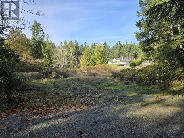 1216 Clayton Rd, North Saanich, British Columbia V8L5V3