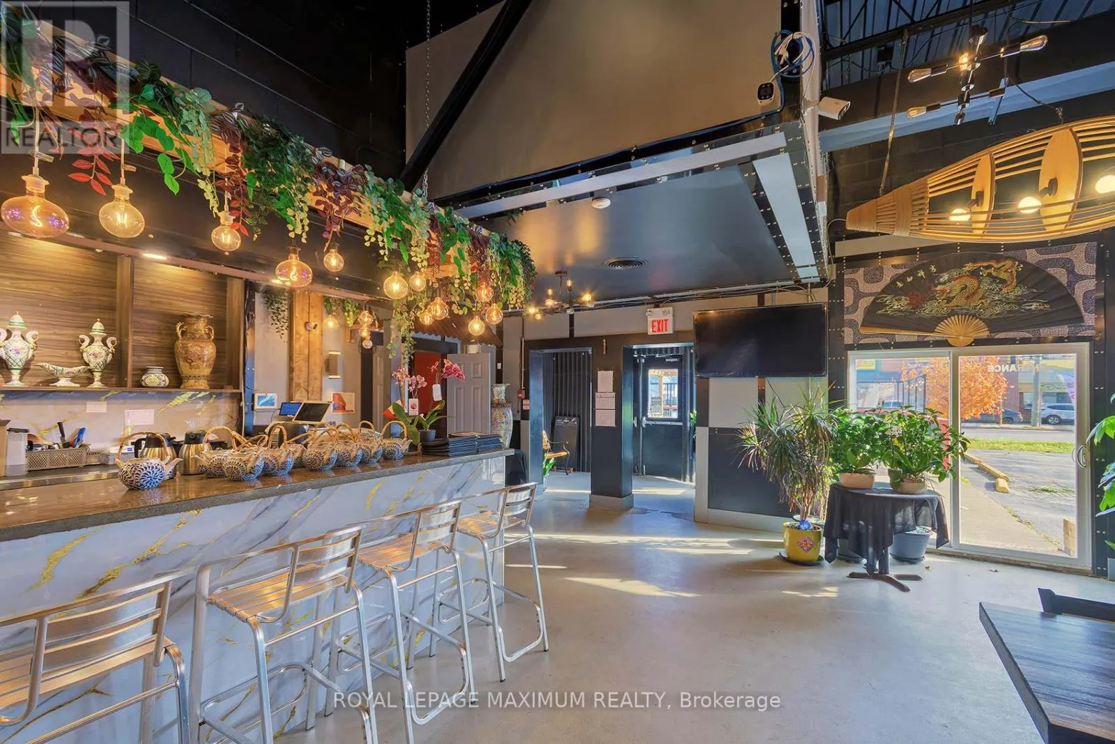 Commercial Sale For Sale