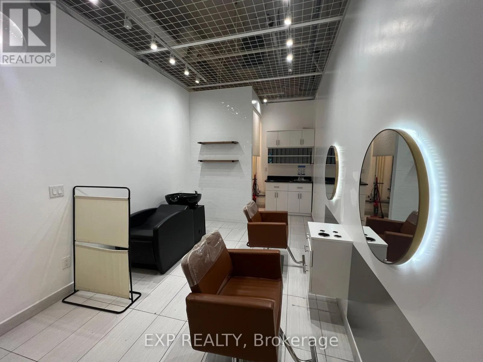 Commercial Sale For Sale