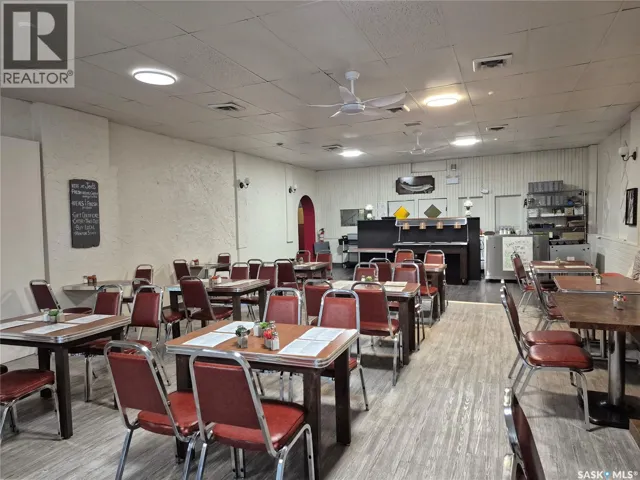 302 Main STREET, Melville, Saskatchewan S0A2P0