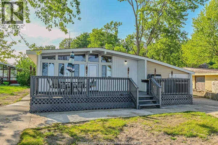 262 COTTERIE PARK, Leamington, Ontario N0P2P0