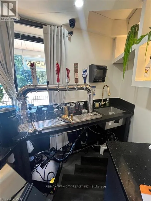 Commercial Sale For Sale