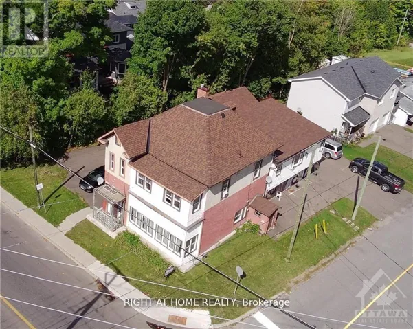 229 ELGIN STREET W, Arnprior, Ontario K7S1P4