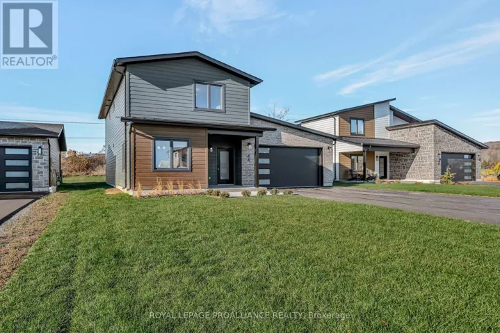 44 FRASER DRIVE, Quinte West (Sidney Ward), Ontario K0K1E0