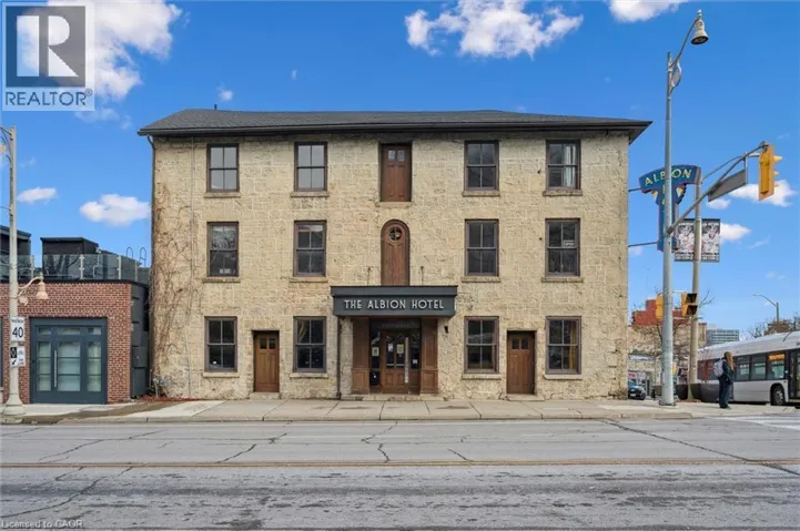 49 NORFOLK Street Unit# A, Guelph, Ontario N1H4J1