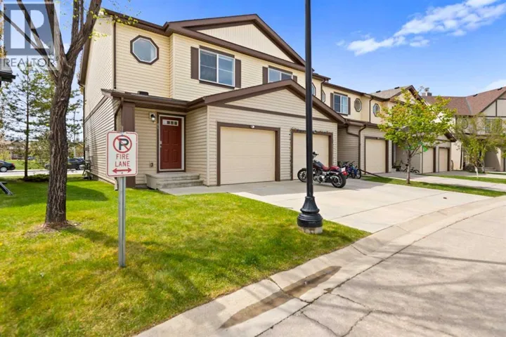 81 Copperpond Landing SE, Calgary, Alberta T2Z1G6