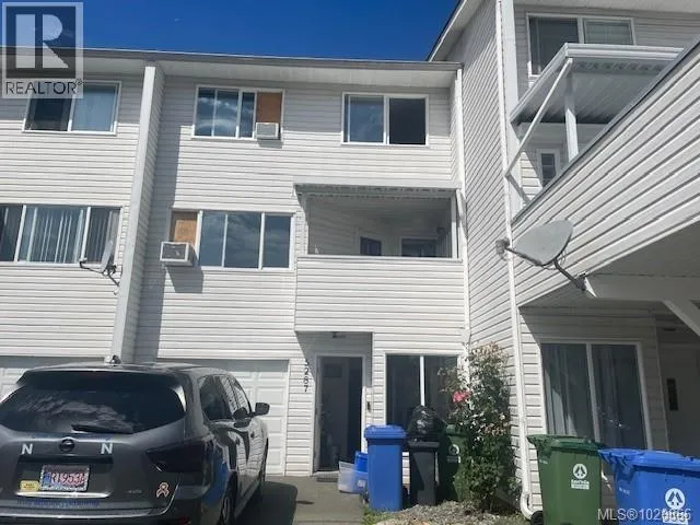 5287 Gertrude St, Port Alberni, British Columbia V9Y6L1