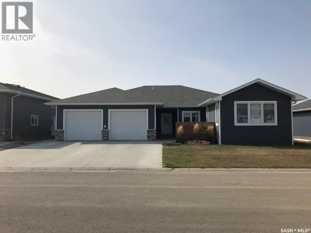 9 Warren STREET S, Redvers, Saskatchewan S0C2H0