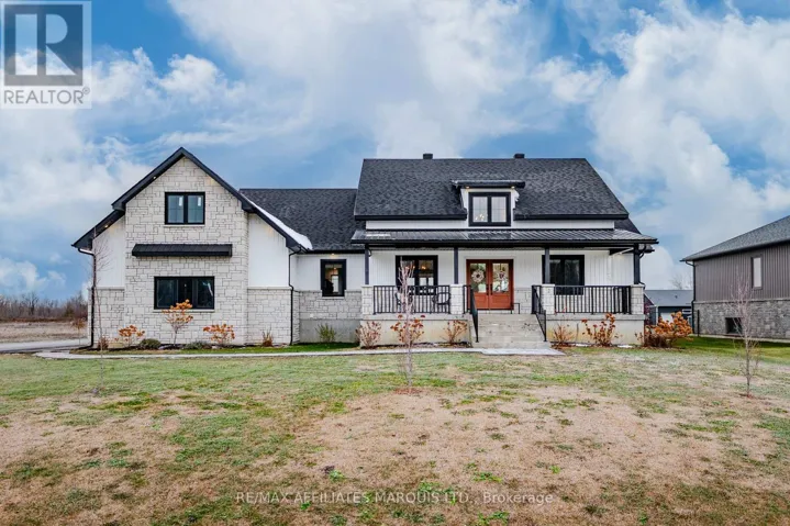 2 MEADOW LANE, South Stormont, Ontario K0C1R0