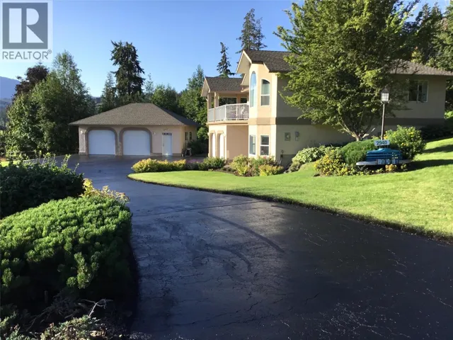 2940 Birch Lane, Blind Bay, British Columbia V0E1H2