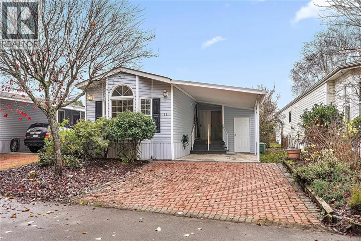 33 7401 Central Saanich Rd, Central Saanich, British Columbia V8M2B5