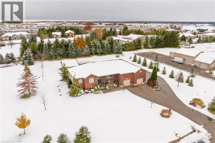 12 STARLIGHT Lane, Dorchester, Ontario N0L1G5