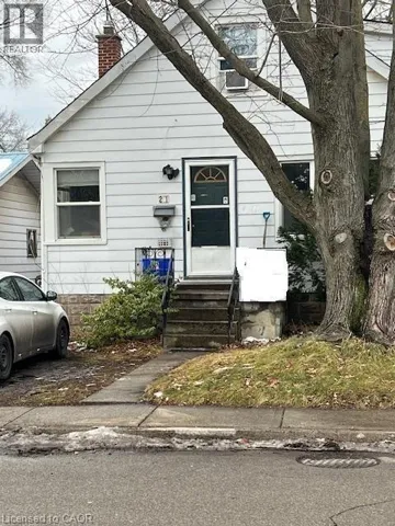 21 WEST Street, Dundas, Ontario L9H1J4