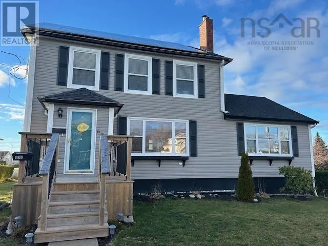 633 King Street, New Waterford, Nova Scotia B1H3Z2