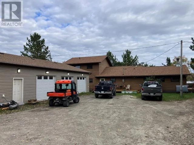 180 Golden Fawn RD, Ear Falls, Ontario P0V1T0