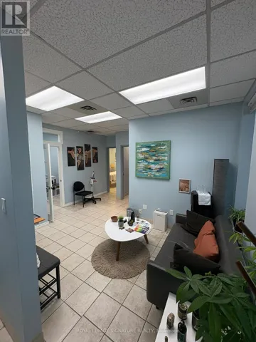 305 - 1017 WILSON AVENUE, Toronto (Downsview-Roding-CFB), Ontario M3K1Z1