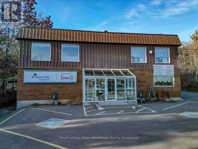 24 WILLIAM STREET, Parry Sound, Ontario P2A1V1