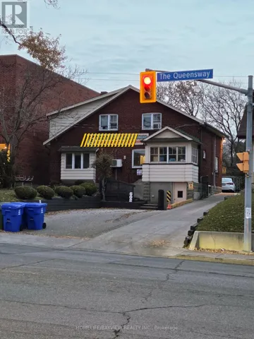 602 THE WAY, Toronto (Stonegate-Queensway), Ontario M8Y1K1