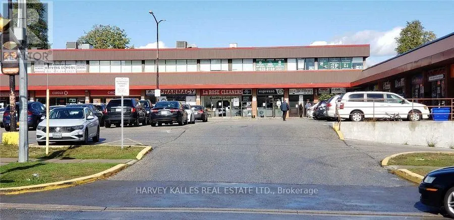 201 - 140 LAROSE AVENUE, Toronto (Humber Heights), Ontario M9P1B2