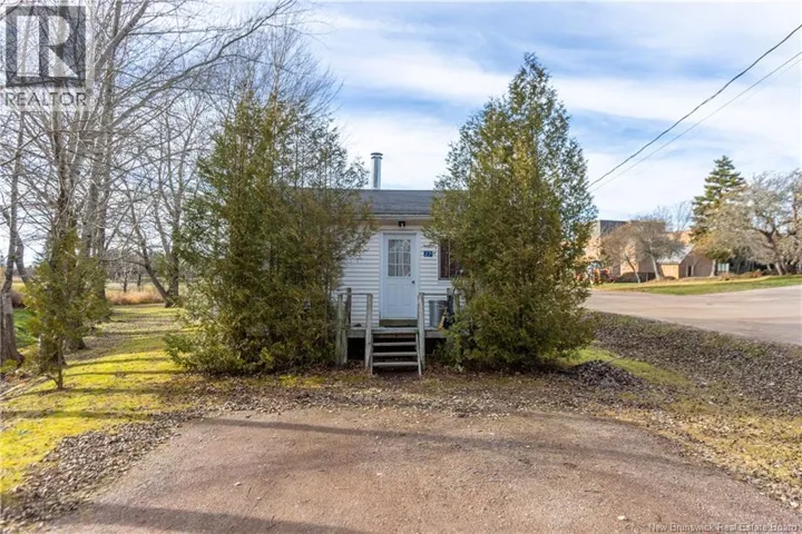 27 Richardson Street, Sackville, New Brunswick E4L4H7