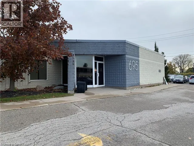 695 CORONATION Boulevard Unit# 9, Cambridge, Ontario N1R7J9