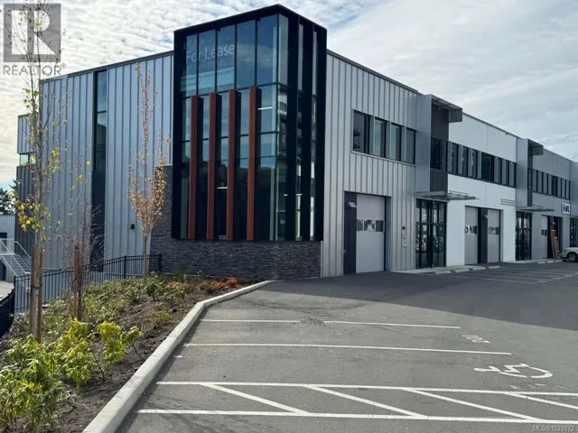 201 832 McCallum Rd, Langford, British Columbia V9B6W5