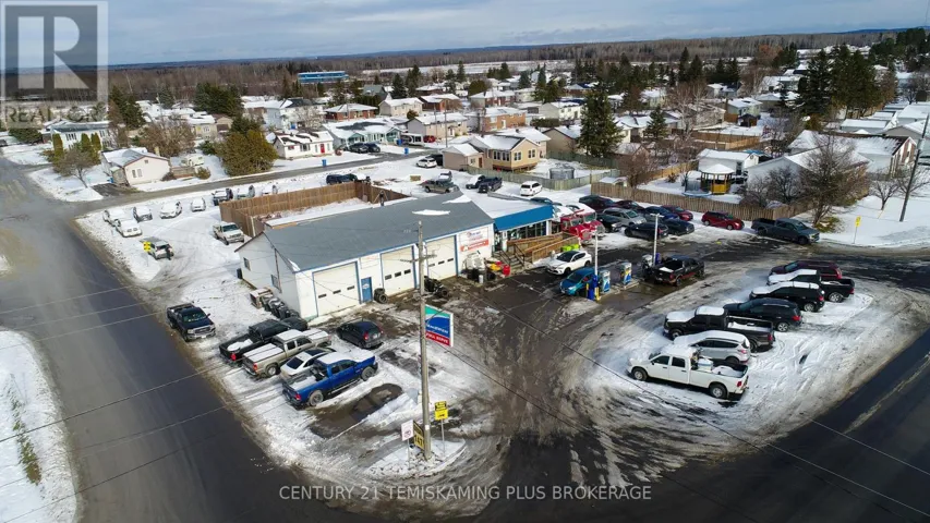 135 FOURTH AVENUE, Englehart, Ontario P0J1H0