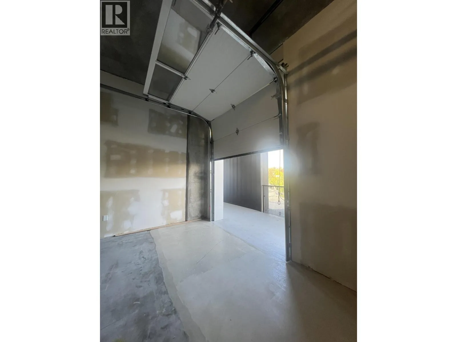 Commercial Sale For Sale