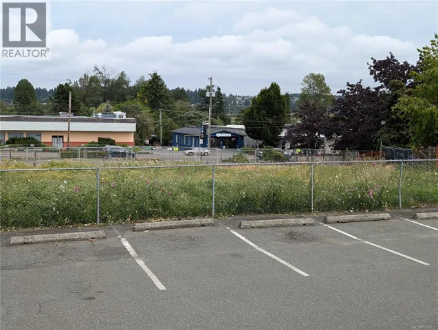 310 11th St, Courtenay, British Columbia V9N8H5